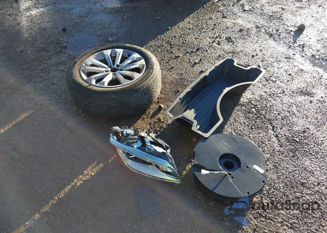 2014 Audi Q5 2.0T Premium from USA, damaged, VIN WA1CFAFPXEA011637